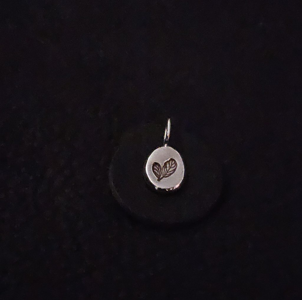 Pendentif feuilles