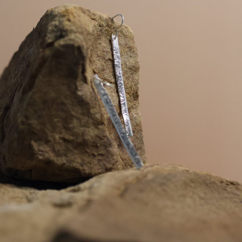 Boucles d'oreilles " Lignes de Roche"