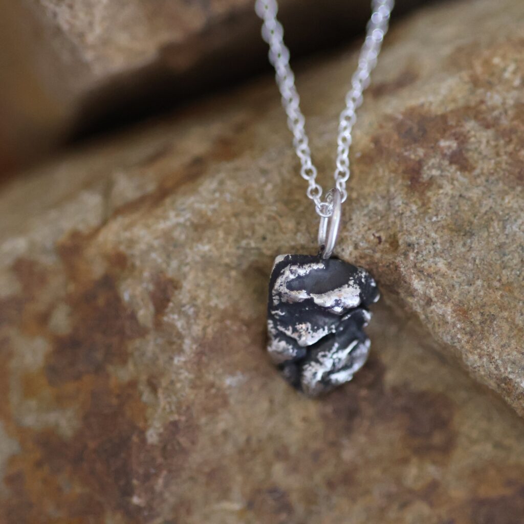 Pendentif "Éclat brut"